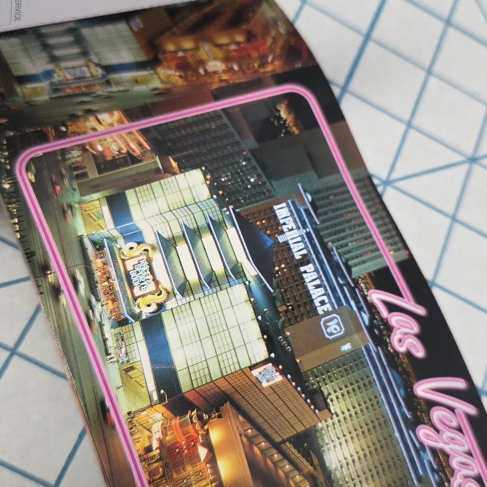 Las Vegas Postcard w Bonus Book - 40 Postcards & Miniatures‎